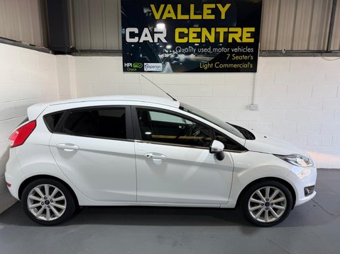 Ford Fiesta 1.0T EcoBoost Titanium Euro 6 (s/s) 5dr 4