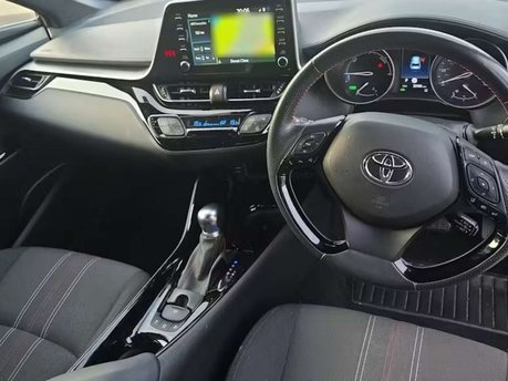 Toyota C-HR 2.0 VVT-h GR SPORT SUV 5dr Petrol Hybrid CVT Euro 6 (s/s) (184 ps) 25