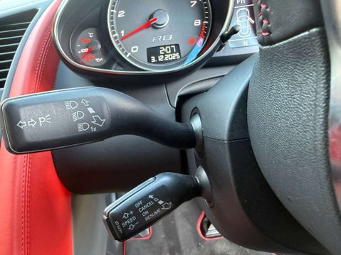 Audi R8 4.2 R8 LE Semi-Auto 4WD 2dr 31