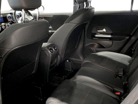 Mercedes-Benz GLA 2.0 GLA200d AMG Line (Premium) SUV 5dr Diesel 8G-DCT Euro 6 (s/s) (150 ps) 20