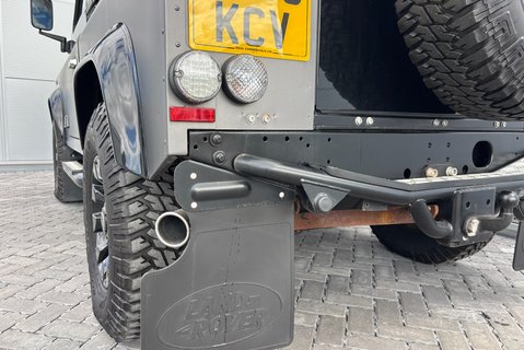 Land Rover Defender 90 TD Autobiography Station Wagon - 1/100 Made - LR Service History 22