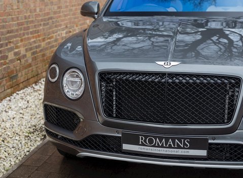 Bentley Bentayga V8 23