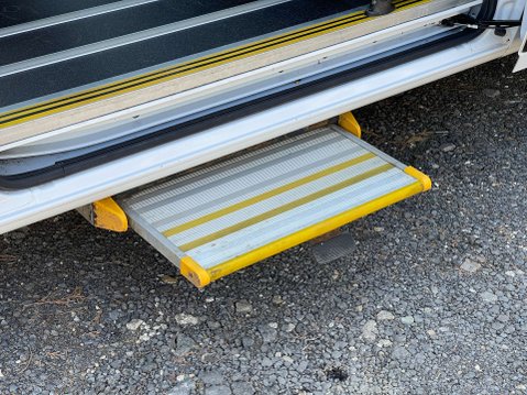 Citroen Relay L4H2 17 Seat Lightweight Minibus with Mesh Ramp, Nav, Cams, Cruise, A/C 39