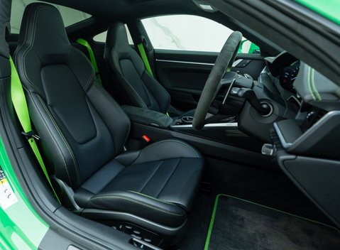 Porsche 911 Turbo S (992) 15