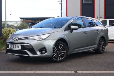 Toyota Avensis 1.8 V-Matic Design Touring Sports 5dr Petrol Manual Euro 6 (147 ps) 3