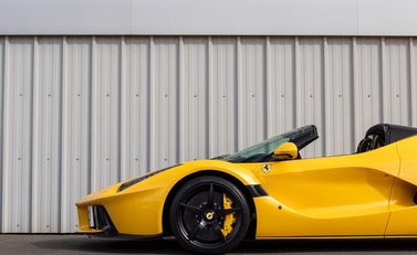 Ferrari LaFerrari Aperta 36