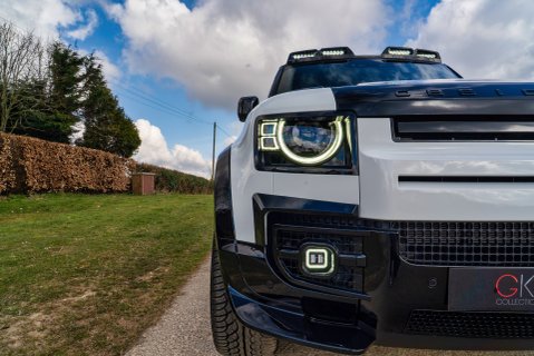 Land Rover Defender 90 Obsidian WideTrak D250 S Hardtop 18