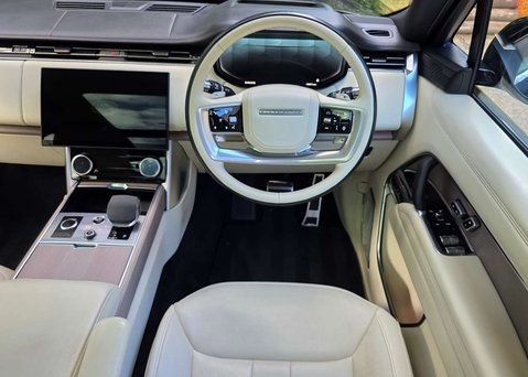 Land Rover Range Rover 3.0 Range Rover Autobiography D MHEV Auto 4WD 5dr 10