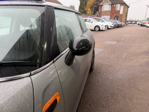 Mini Hatch 1.5 Cooper Euro 6 (s/s) 3dr 24