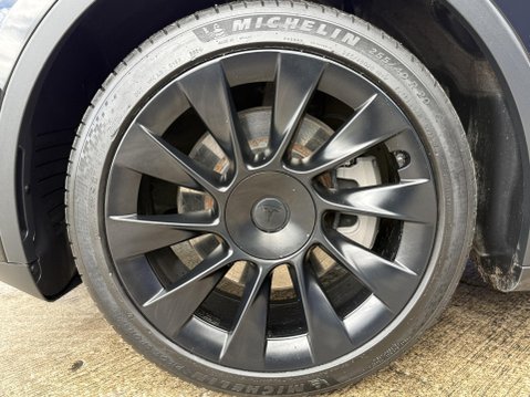 Tesla Model Y SUV 5dr Electric Auto RWD (346 ps) 17