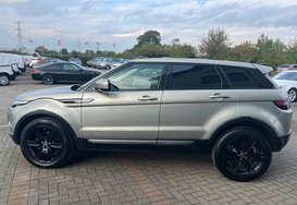 Land Rover Range Rover Evoque 2.2 SD4 PURE TECH 10