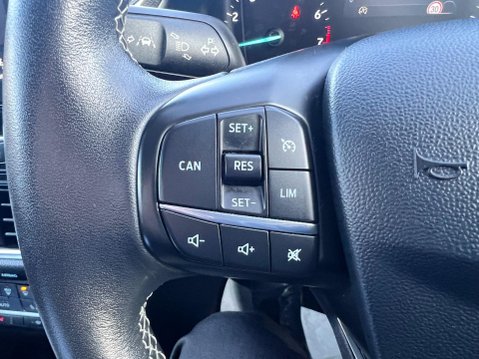 Ford Fiesta 1.0T EcoBoost Active X Euro 6 (s/s) 5dr 27