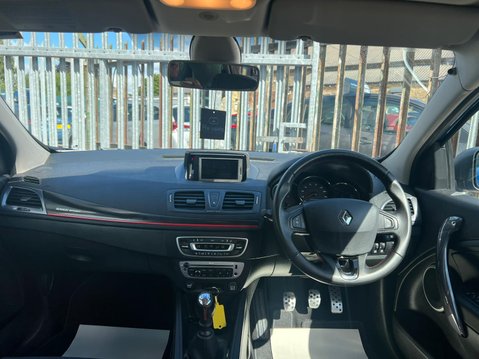 Renault Megane GT LINE TOMTOM DCI 29