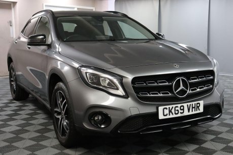 Mercedes-Benz GLA GLA 180 URBAN EDITION 29