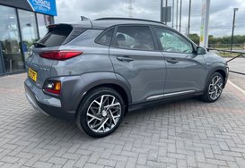 Hyundai KONA 1.6 h GDI PREMIUM AUTO PETROL HYBRID 9
