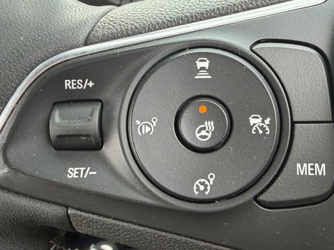 Vauxhall Mokka 1.2 Turbo 136 Ultimate 5dr 30