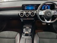 Mercedes-Benz A Class A 200 AMG LINE EXECUTIVE 3