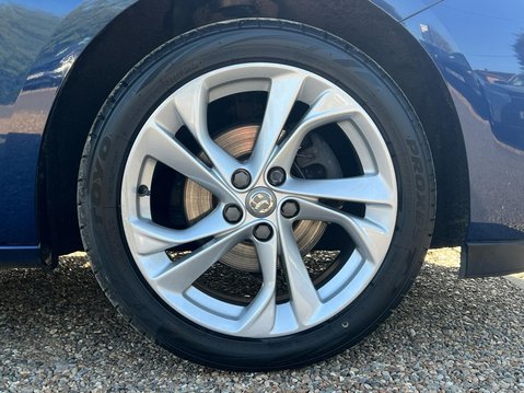 Vauxhall Astra SRI NAV 8