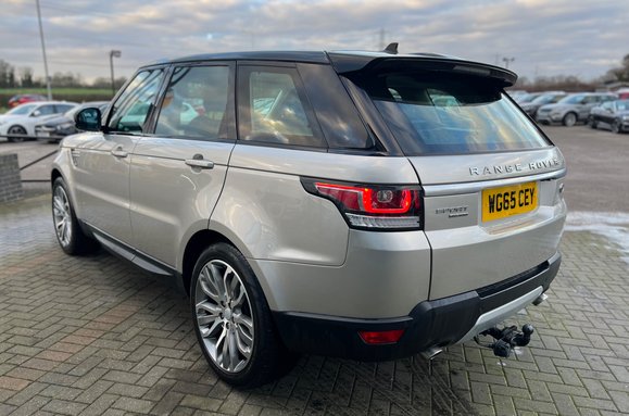 Land Rover Range Rover Sport 3.0 SDV6 HSE AUTO 10