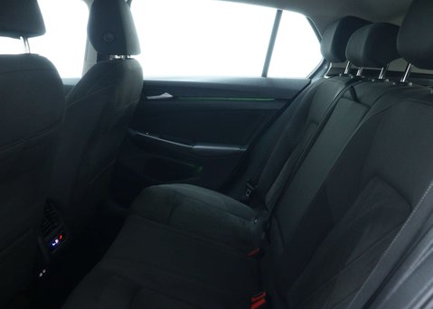 Volkswagen Golf 1.4 TSI 13kWh Style Hatchback 5dr Petrol Plug-in Hybrid DSG Euro 6 (s/s) (2 54