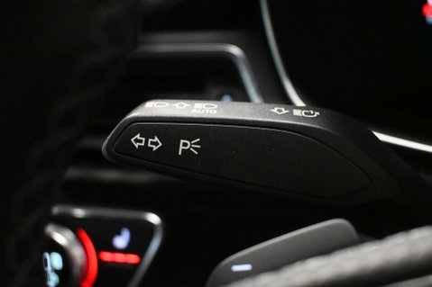 Audi A4 2.0 A4 Black Edition 40 TFSI MHEV Semi-Auto 5dr 43