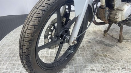 Yamaha YBR 125 2010 26K RUNNING PROJECT BIKE COMMUTER LEARNER BIKE 125CC 23