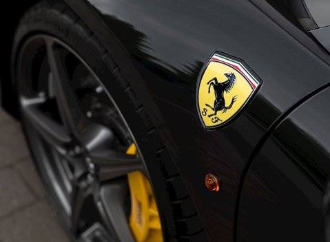 Ferrari 458 Spider 25