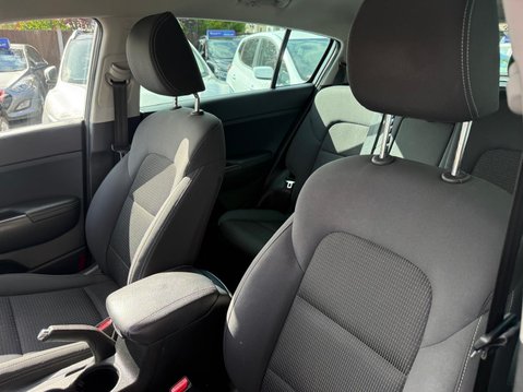 Kia Sportage 1.7 CRDi 2 DCT Euro 6 (s/s) 5dr 35