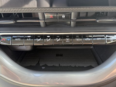 Fiat 500 87kW La Prima 42kWh 3dr Auto 25