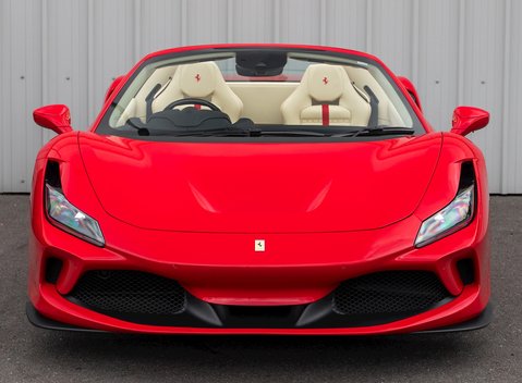 Ferrari F8 Tributo Spider 4