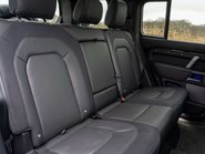 Land Rover Defender D300 X-Dynamic HSE URBAN 21