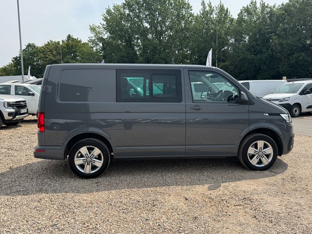 Volkswagen Transporter Crew Cab [SOLD CM] AUTO SWB L1H1 T32 Tdi Kombi Highline Air Con Sensors SEL 6