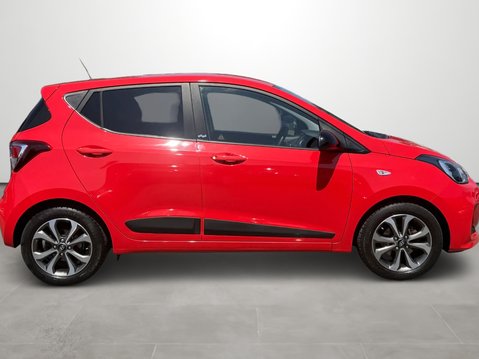 Hyundai i10 1.0 Play 5dr 10