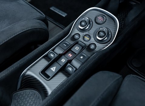 McLaren 600LT Spider 22