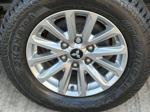 Mitsubishi L200 2.4 L200 Warrior DI-D 4WD 50