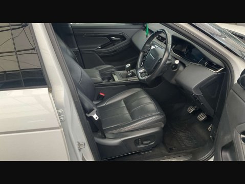 Land Rover Range Rover Evoque 2.0 Range Rover Evoque R-Dynamic S D 4x2 5dr 9