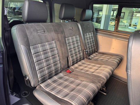 Volkswagen Transporter T32 TDI KOMBI HIGHLINE 4MOTION 64