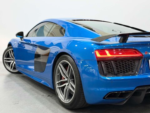 Audi R8 5.2 FSI V10 Plus Coupe 2dr Petrol S Tronic quattro Euro 6 (s/s) (610 ps) 24