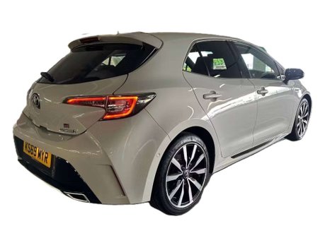 Toyota Corolla 2.0 Corolla GR Sport HEV CVT 5dr 3