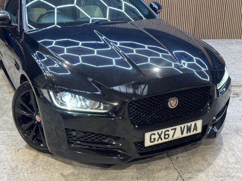 Jaguar XE 2.0 XE R-Sport D Auto 4dr 7