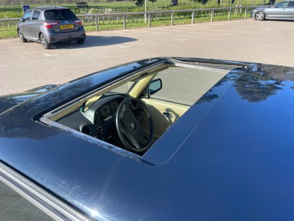 Mercedes-Benz W113 230e 16