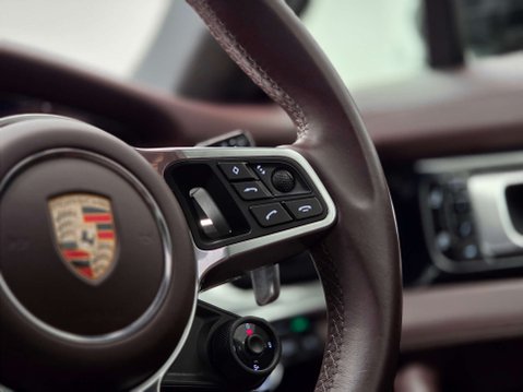 Porsche Panamera 4.0T V8 GTS Saloon 5dr Petrol PDK 4WD Euro 6 (s/s) (480 ps) 37