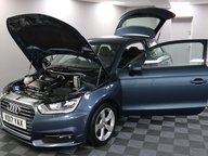Audi A1 TFSI SPORT 16