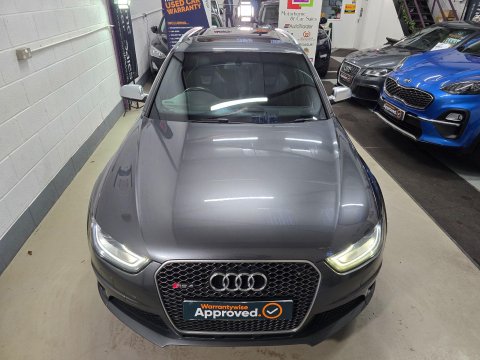 Audi RS4 4.2 FSI V8 S Tronic quattro Euro 5 5dr 17