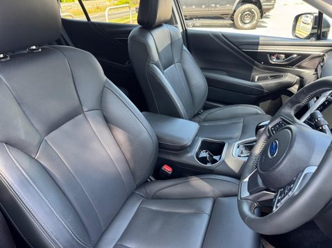 Subaru Outback TOURING 15