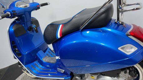 Piaggio Vespa GTS 300 SUPER 2016 ONLY 6K MOT VERY CLEAN POLINI PIPE SERVICED 26