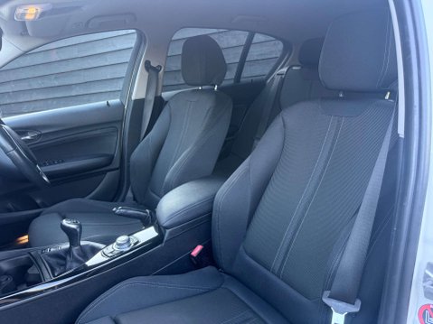 BMW 1 Series 2.0 118d Sport 5dr 43