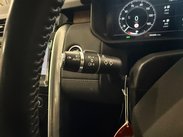 Land Rover Discovery 3.0 TD V6 HSE Auto 4WD Euro 6 (s/s) 5dr 26