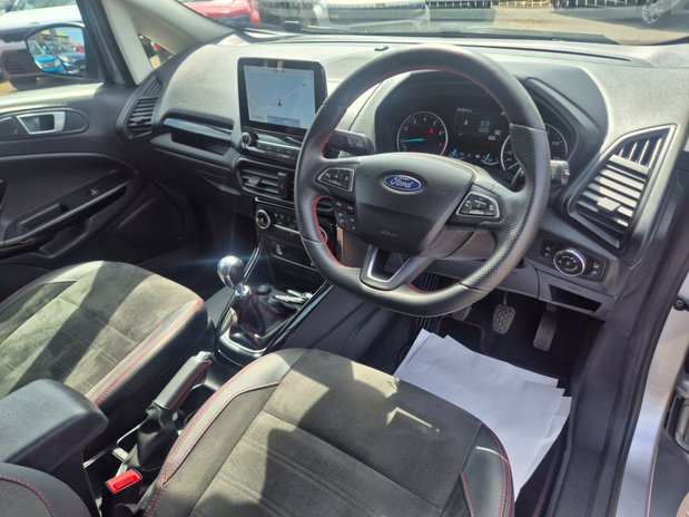 Ford Ecosport ST-LINE 17