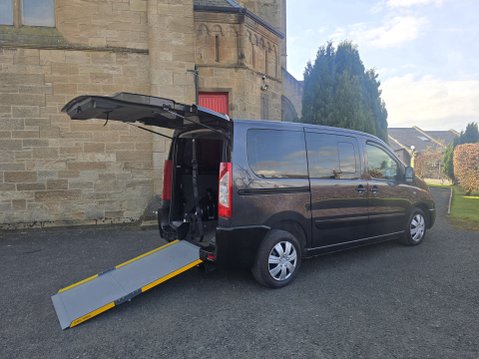 Peugeot Expert Tepee 2.0 HDi L1 98 Comfort 1